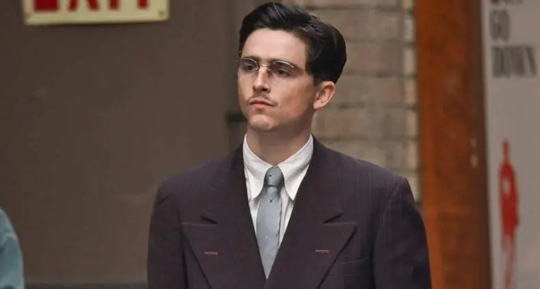 استند بازاریابی Marty Supreme تیمتوش چالامِت